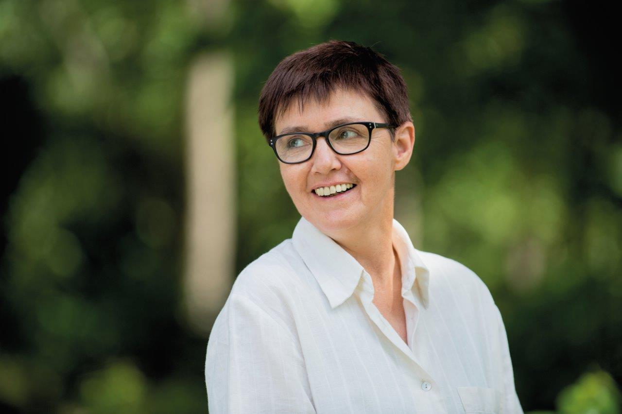 Über Katharina Peters